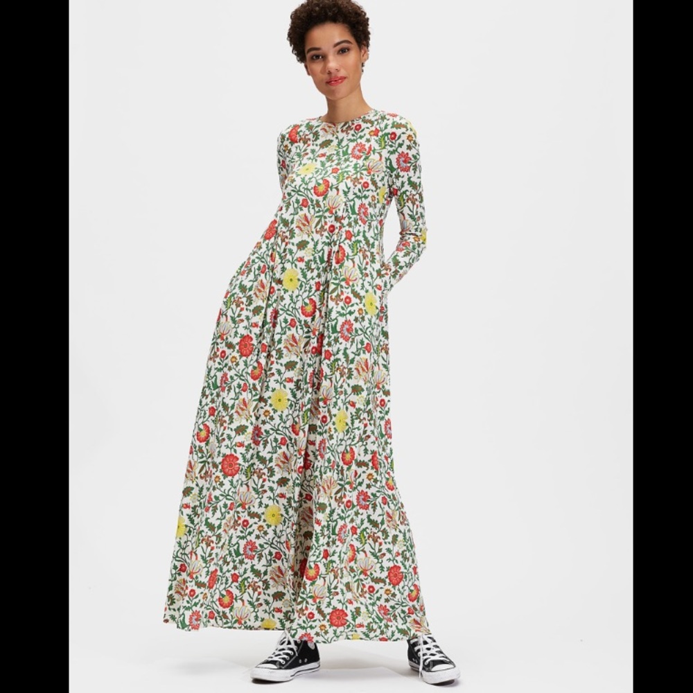 LA DoubleJ Trapezio Dress
Dragonflower in Sablé🤍🤍